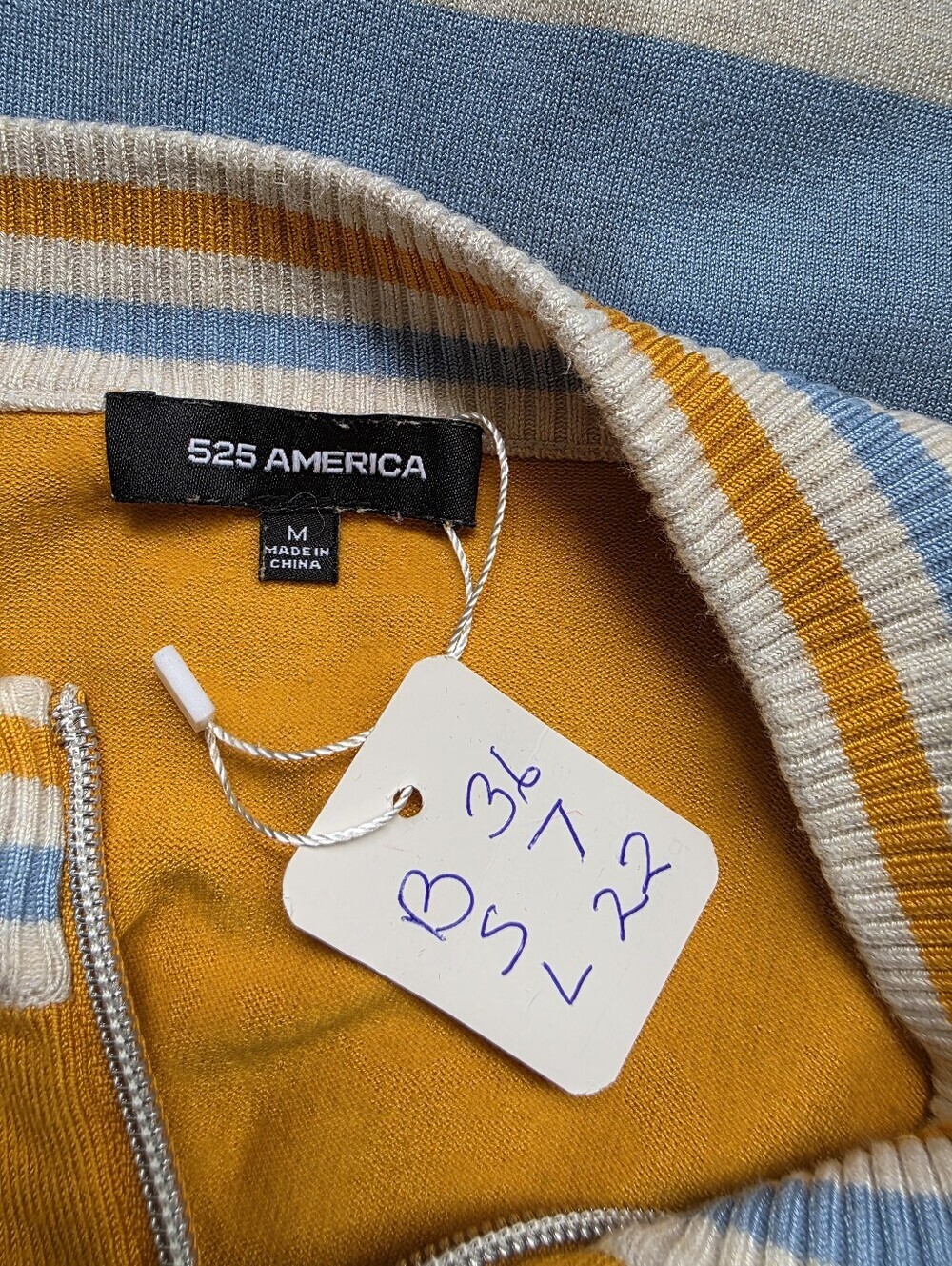 525 America Colorblock Short Zip Knit Top Yellow, Light Blue & Navy Size Medium - Picture 2 of 7